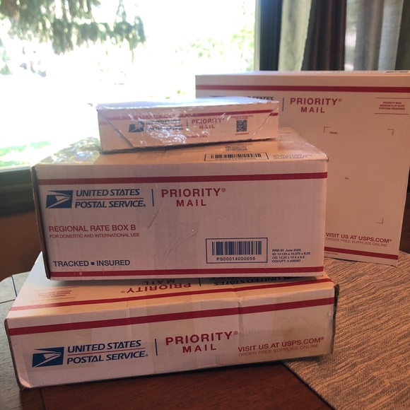 Meet your Posher, Laura - Picture 5 of 8